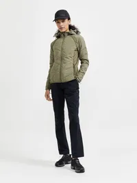 1911001-664000_ADV Explore Hybrid Jacket W_Closeup6.jpg